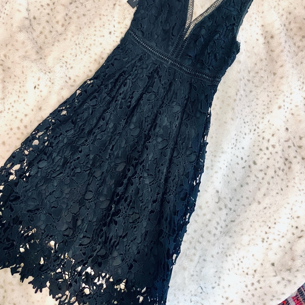 Elegant Black Lace Dress